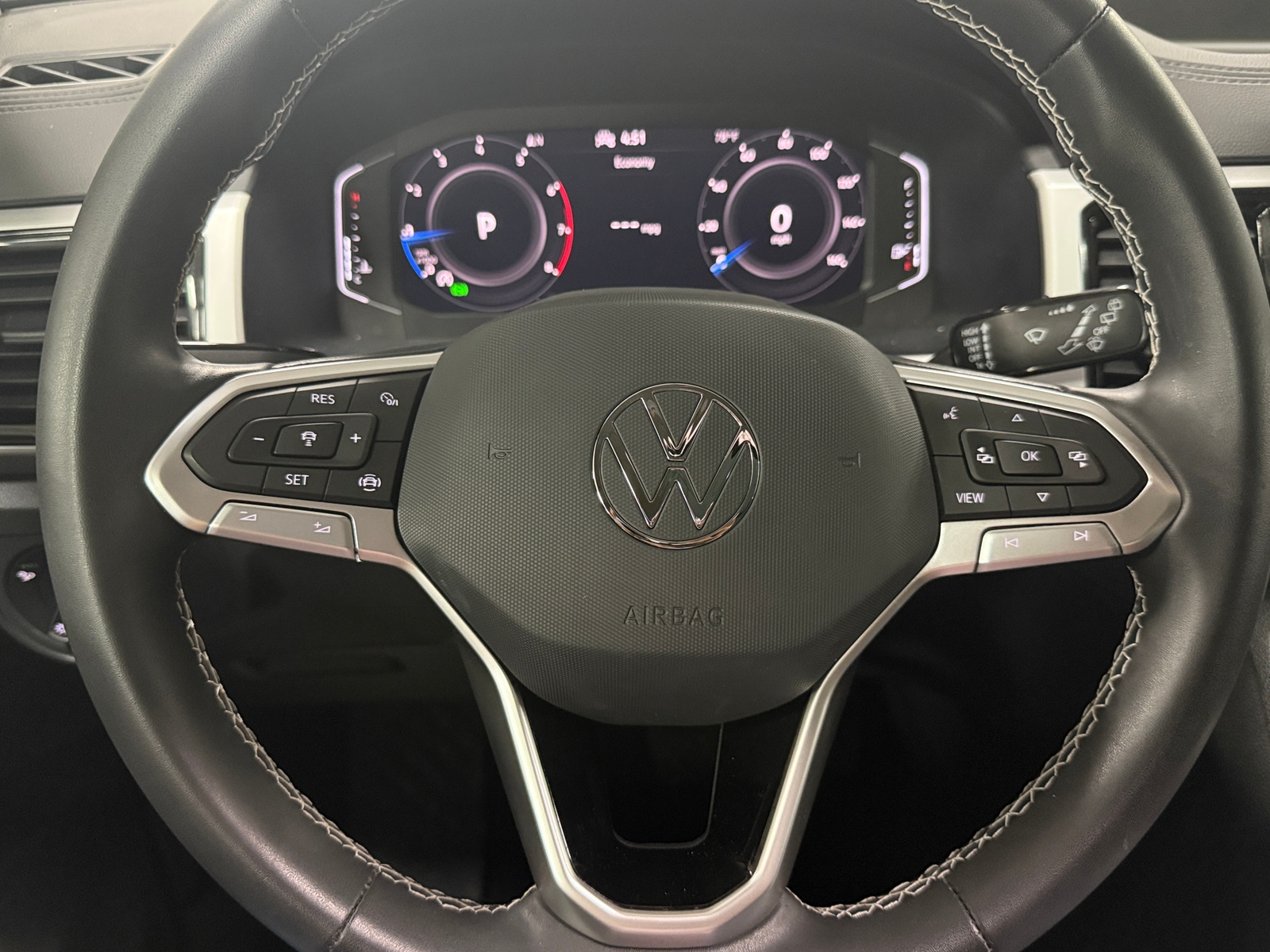 Thumbnail: 2023 Volkswagen Atlas - 4