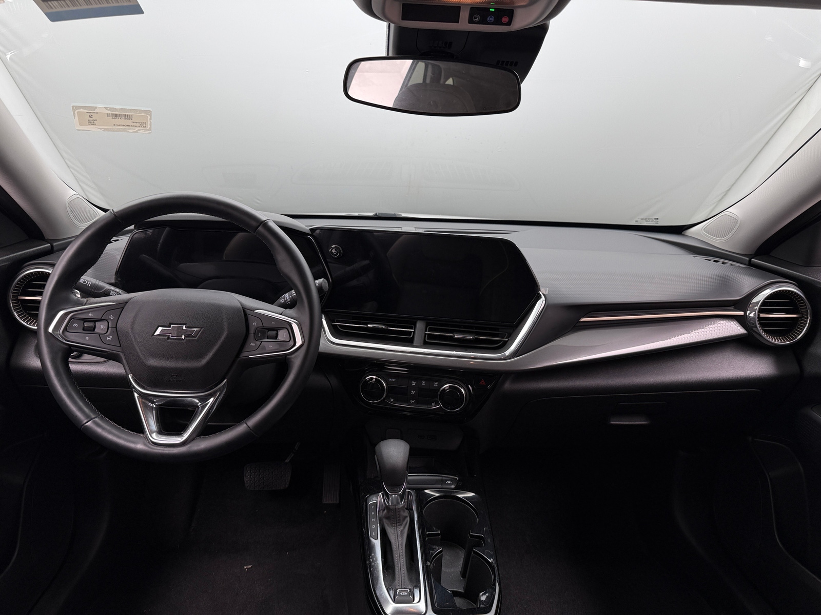 Thumbnail: 2024 Chevrolet Trax - 2