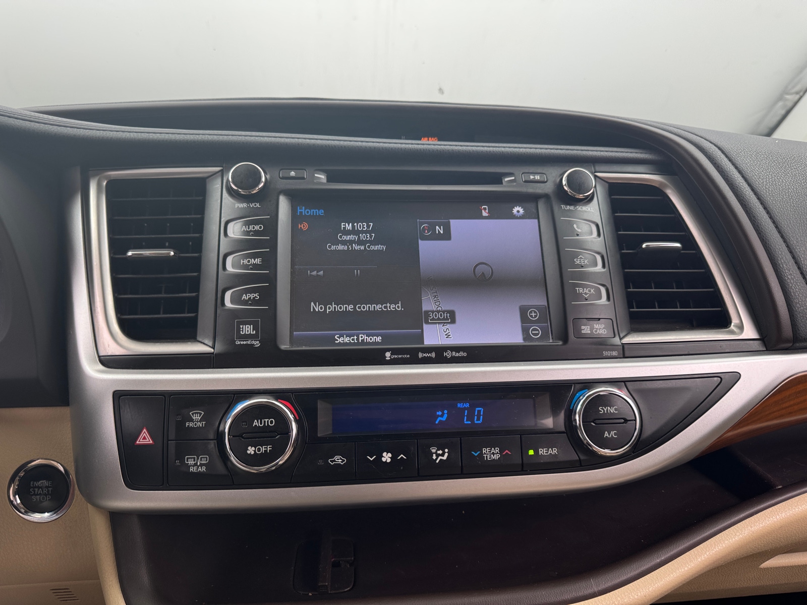 Thumbnail: 2017 Toyota Highlander - 3