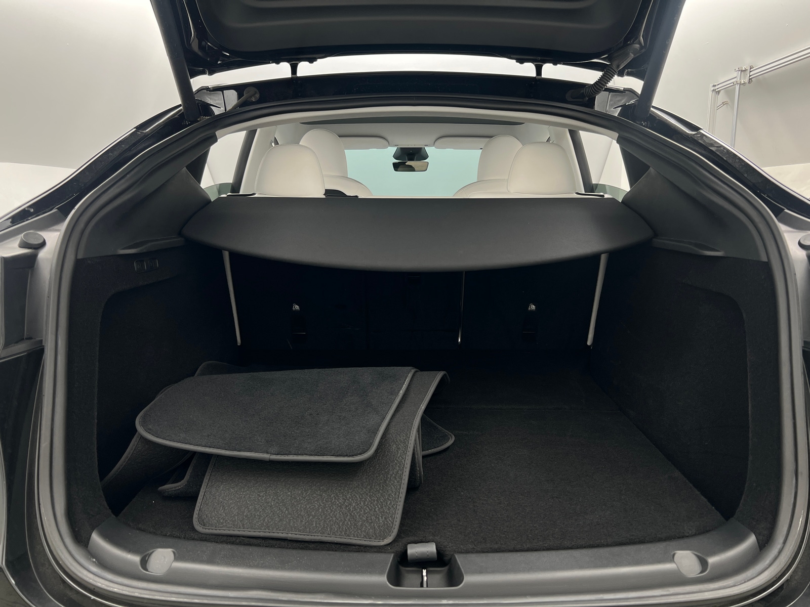 Thumbnail: 2024 Tesla Model Y - 6