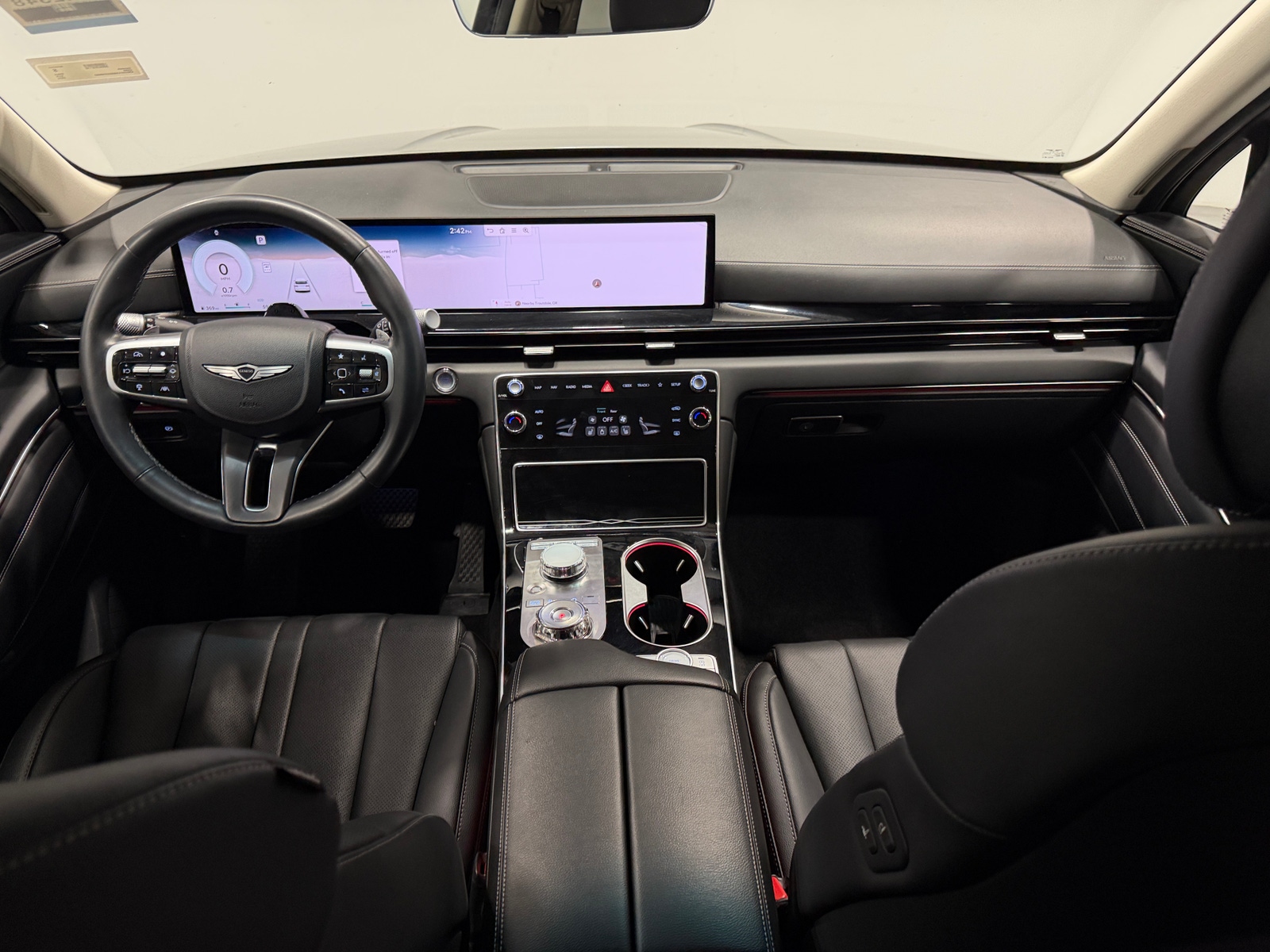 Thumbnail: 2025 Genesis GV80 - 2