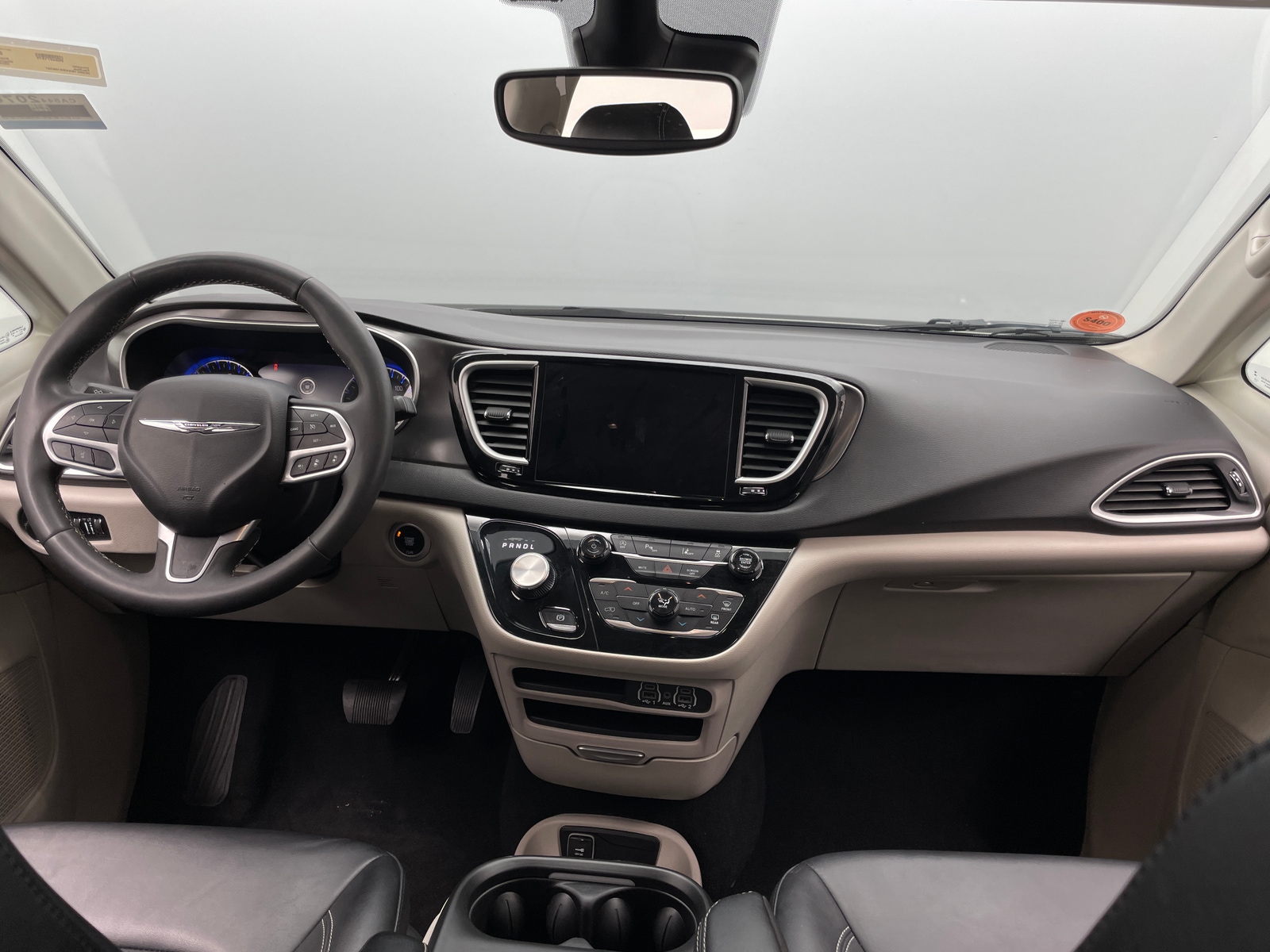 Thumbnail: 2024 Chrysler Pacifica - 2