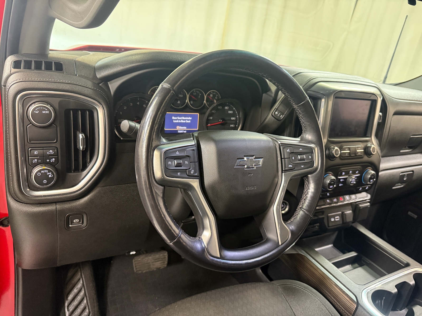 Thumbnail: 2022 Chevrolet Silverado 1500 - 5