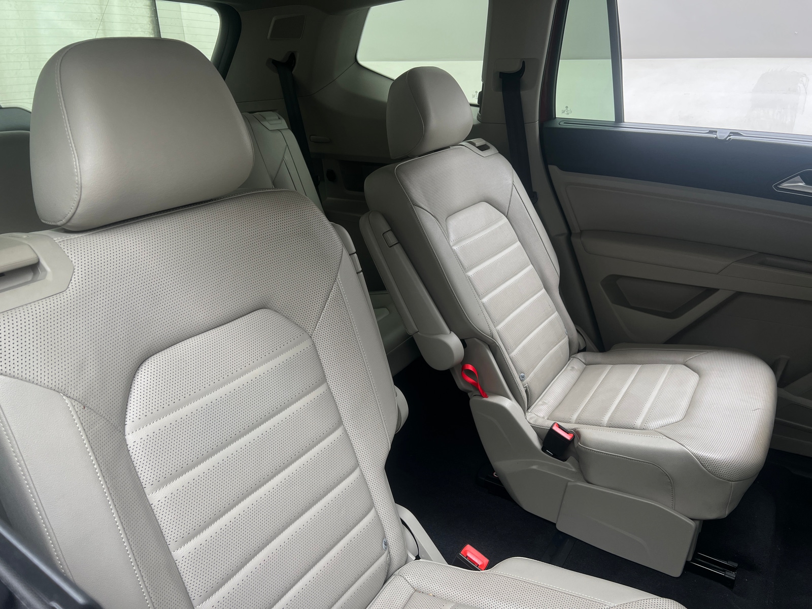 Thumbnail: 2018 Volkswagen Atlas - 5
