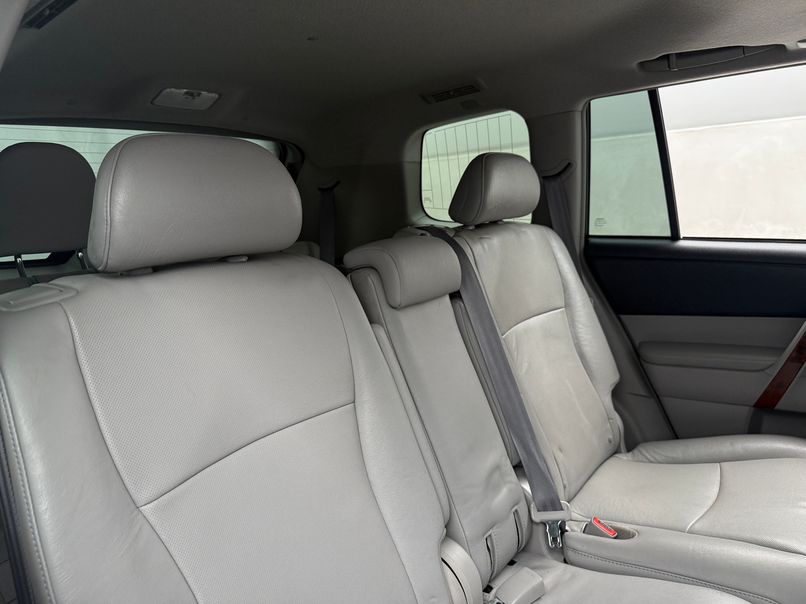 Thumbnail: 2011 Toyota Highlander - 6