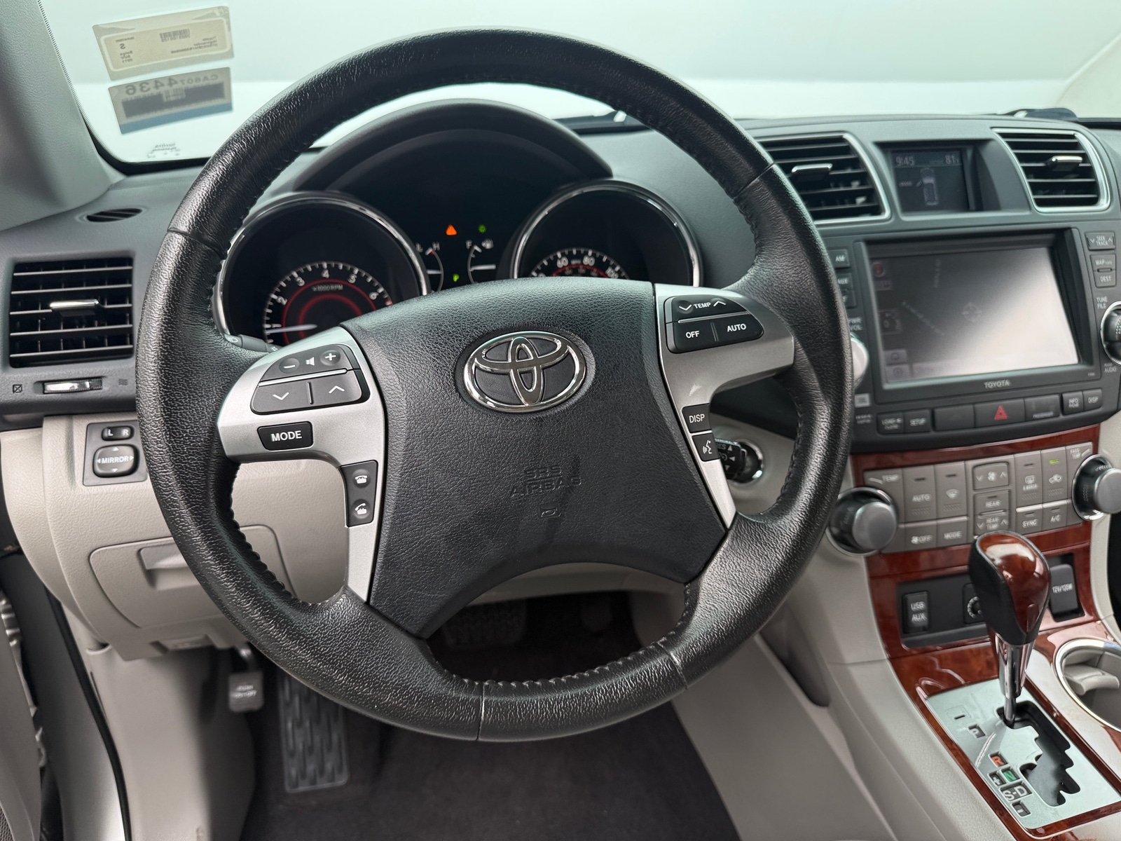 Thumbnail: 2011 Toyota Highlander - 5
