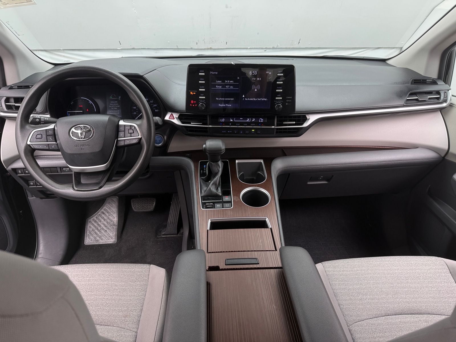 Thumbnail: 2021 Toyota Sienna - 3