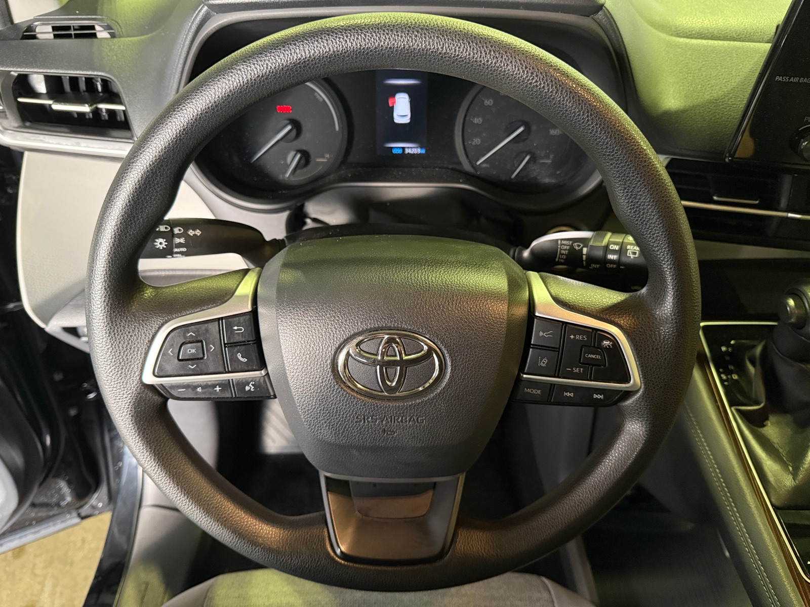 Thumbnail: 2021 Toyota Sienna - 5