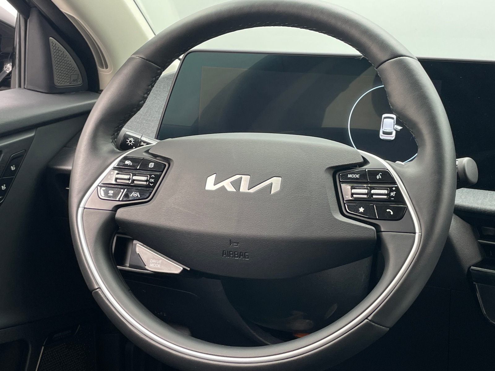 Thumbnail: 2024 Kia EV6 - 4