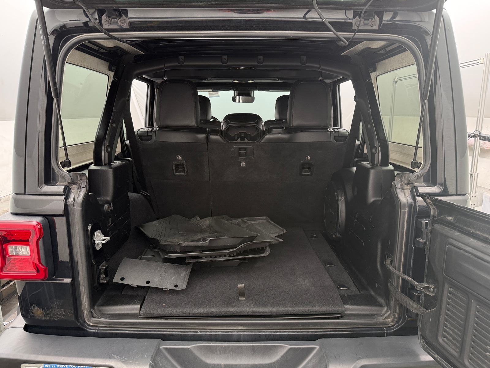Thumbnail: 2020 Jeep Wrangler - 6