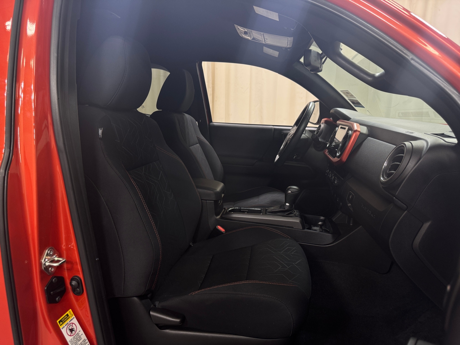 Thumbnail: 2016 Toyota Tacoma - 2