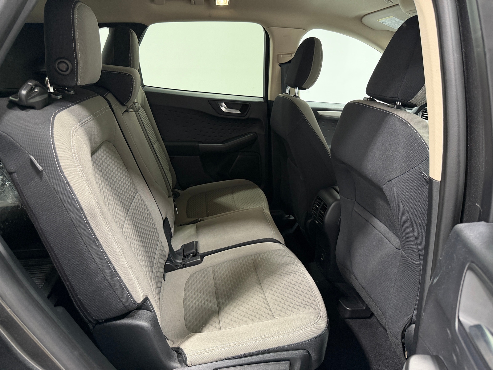 Thumbnail: 2020 Ford Escape - 6