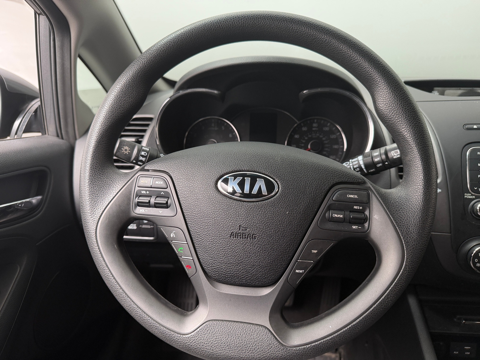Thumbnail: 2016 Kia Forte - 5
