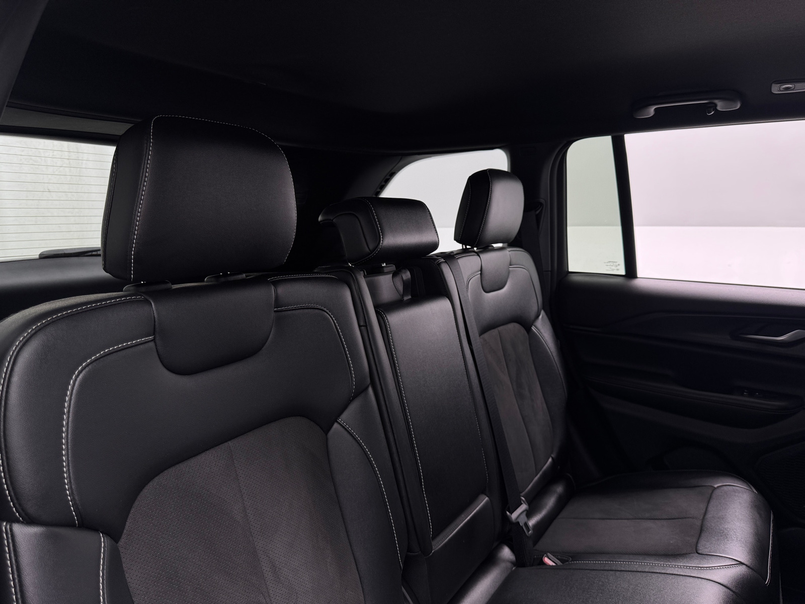 Thumbnail: 2023 Jeep Grand Cherokee - 5