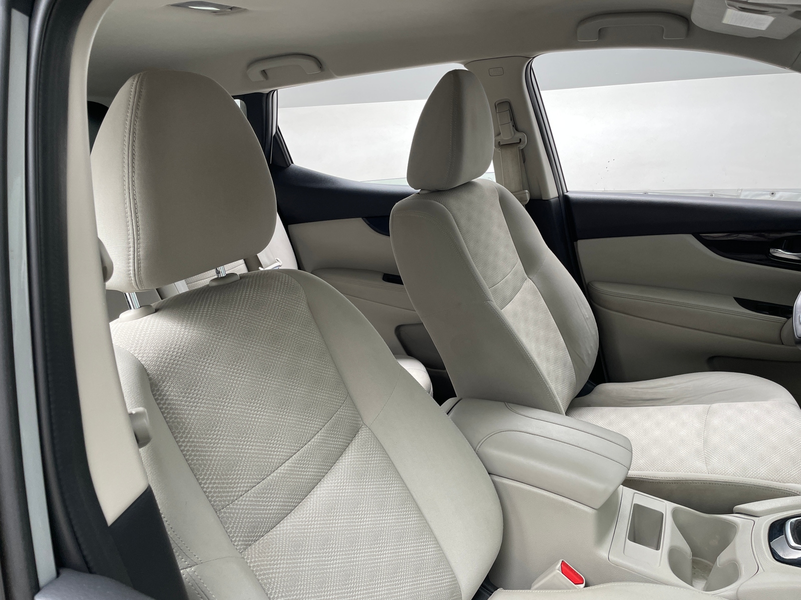 Thumbnail: 2019 Nissan Rogue Sport - 2