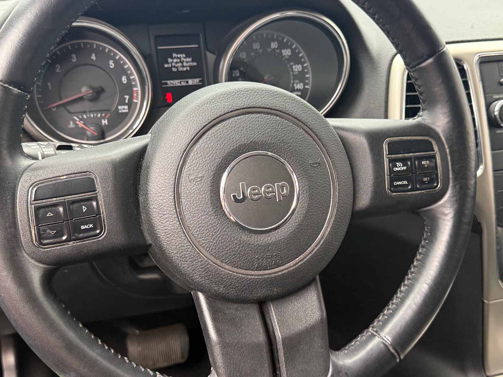 Thumbnail: 2012 Jeep Grand Cherokee - 5