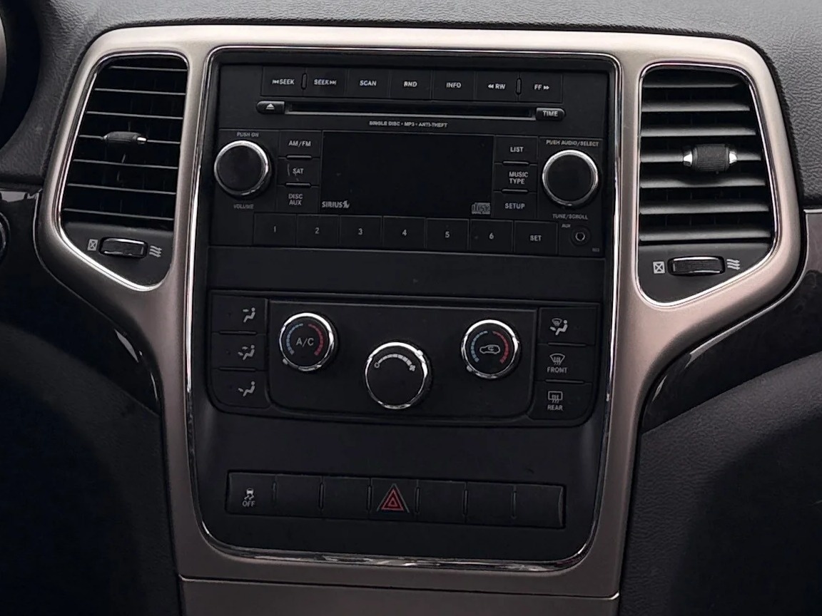 Thumbnail: 2012 Jeep Grand Cherokee - 4