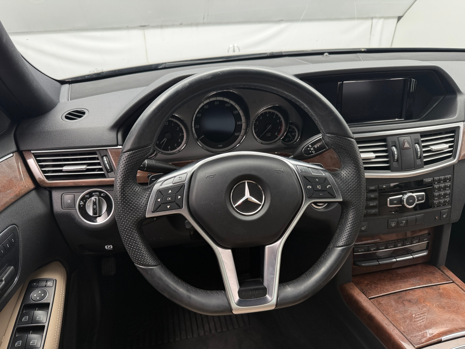 Thumbnail: 2013 Mercedes-Benz E-Class - 4