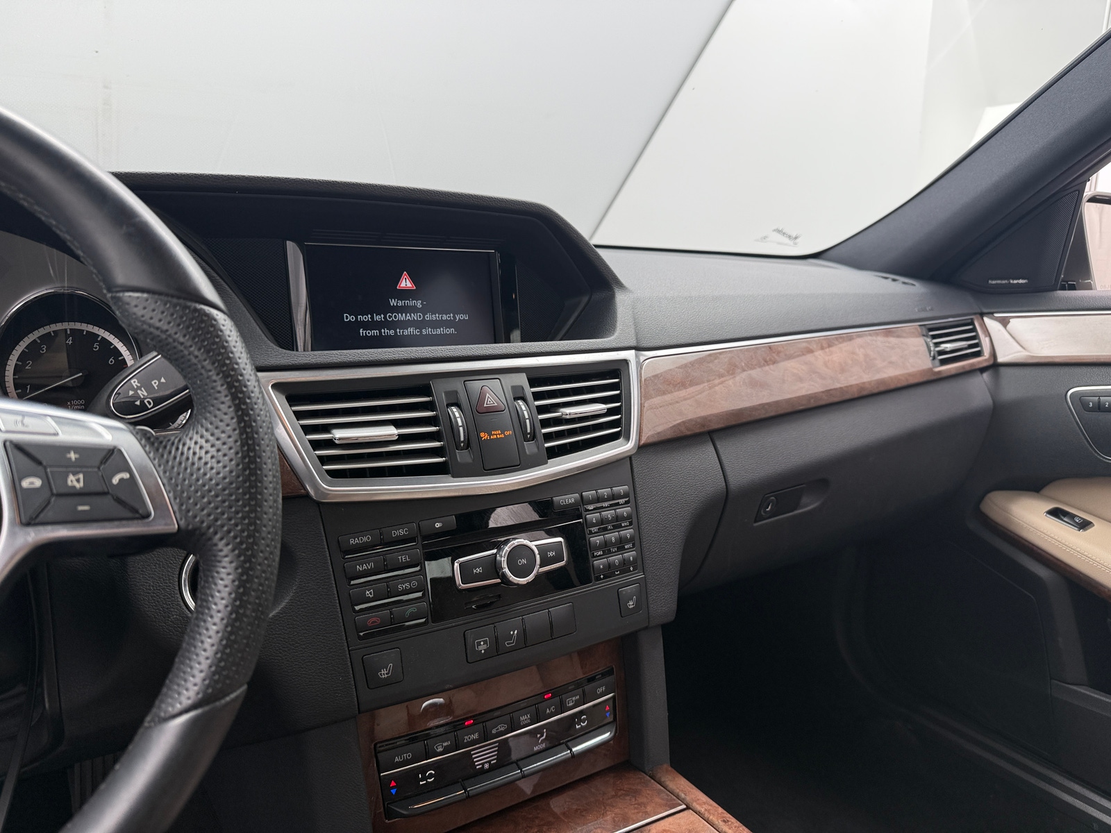 Thumbnail: 2013 Mercedes-Benz E-Class - 3