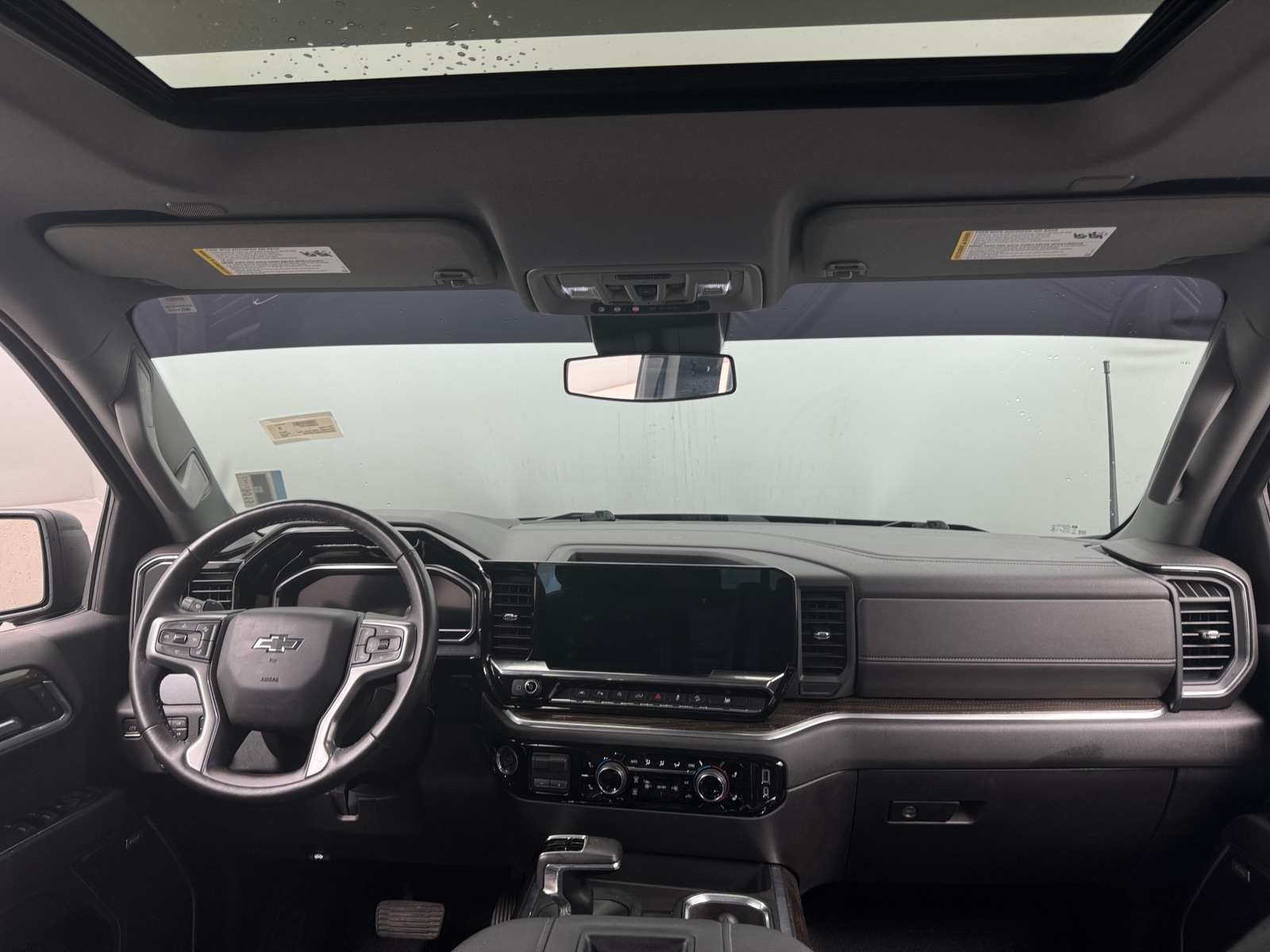 Thumbnail: 2022 Chevrolet Silverado 1500 - 3