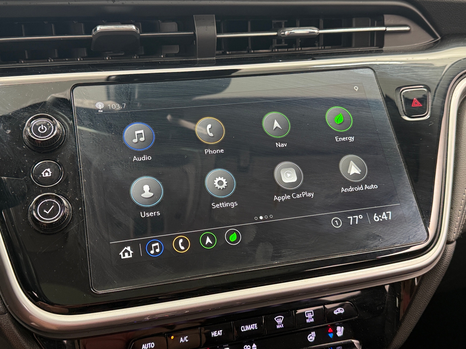 Thumbnail: 2023 Chevrolet Bolt EUV - 3