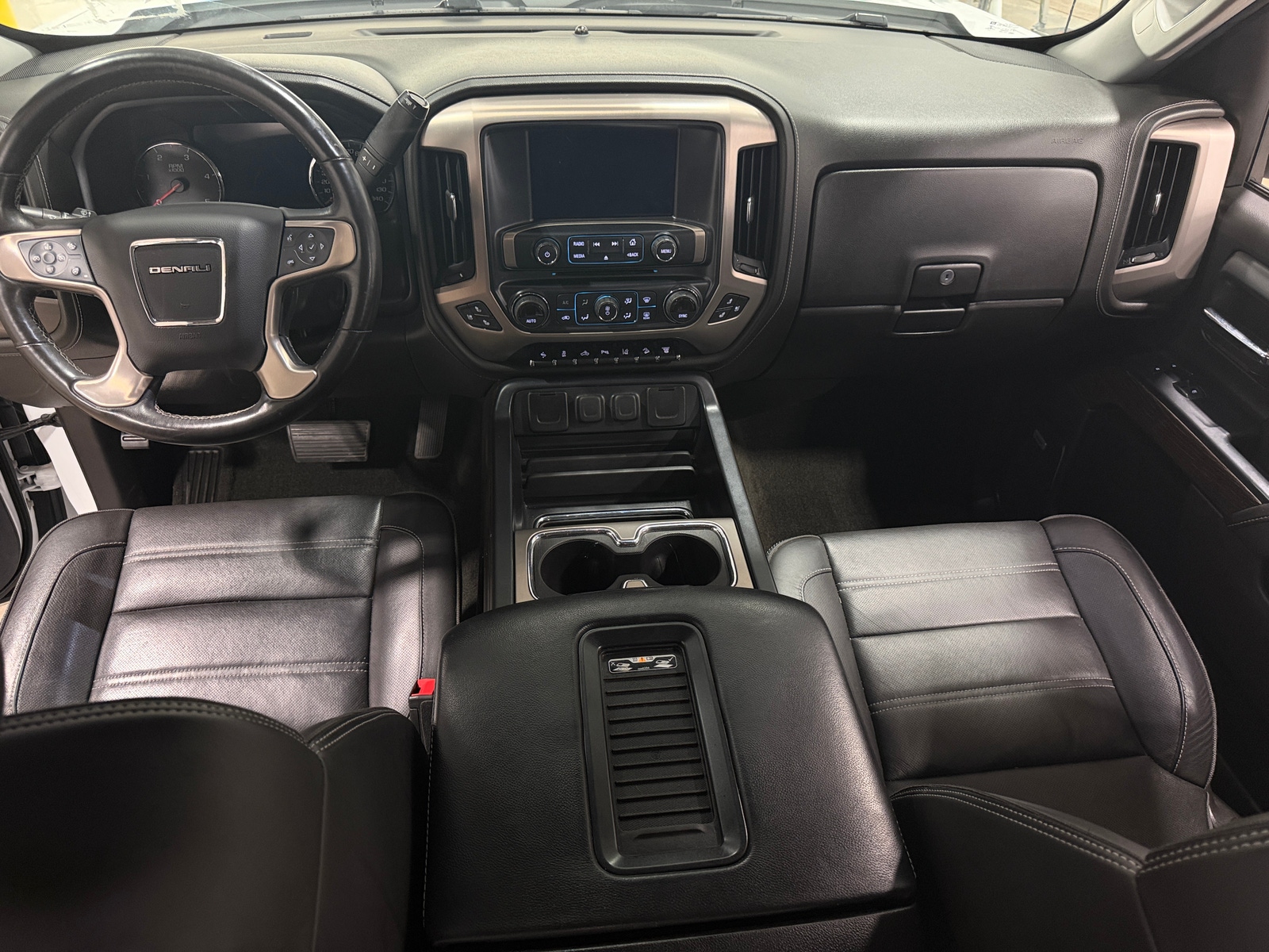 Thumbnail: 2017 GMC Sierra 2500 - 2