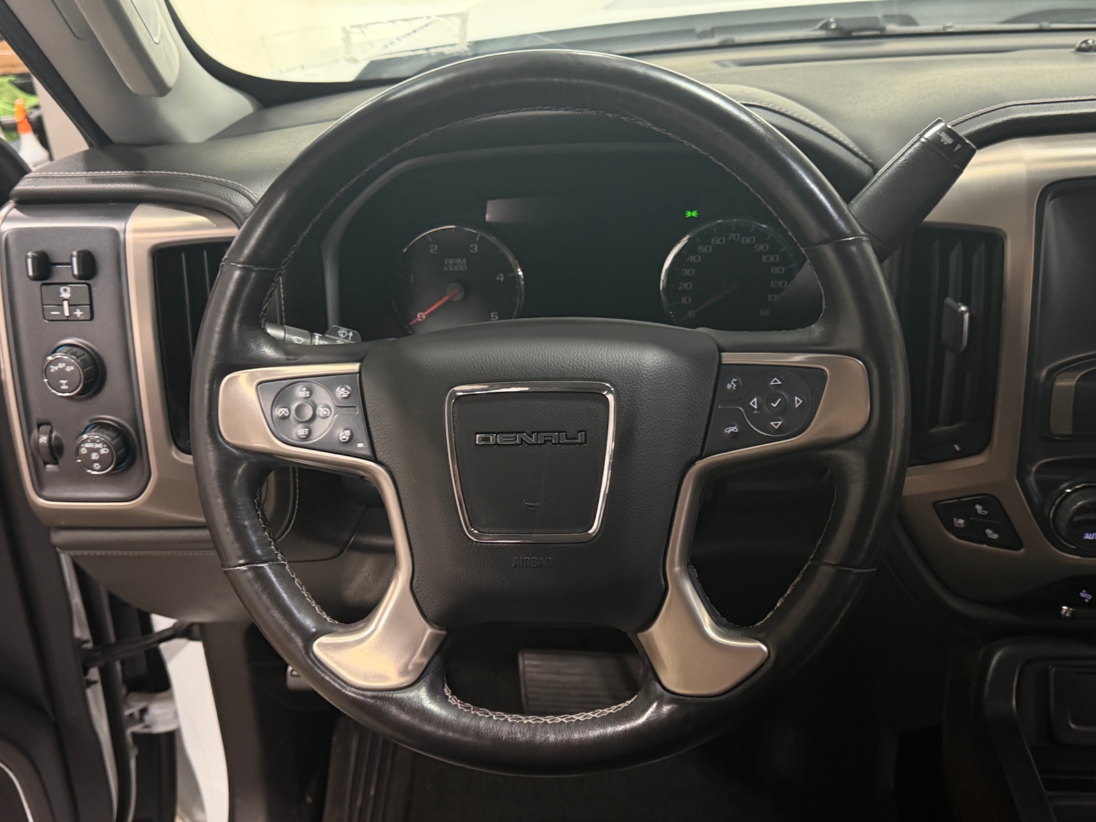 Thumbnail: 2017 GMC Sierra 2500 - 4