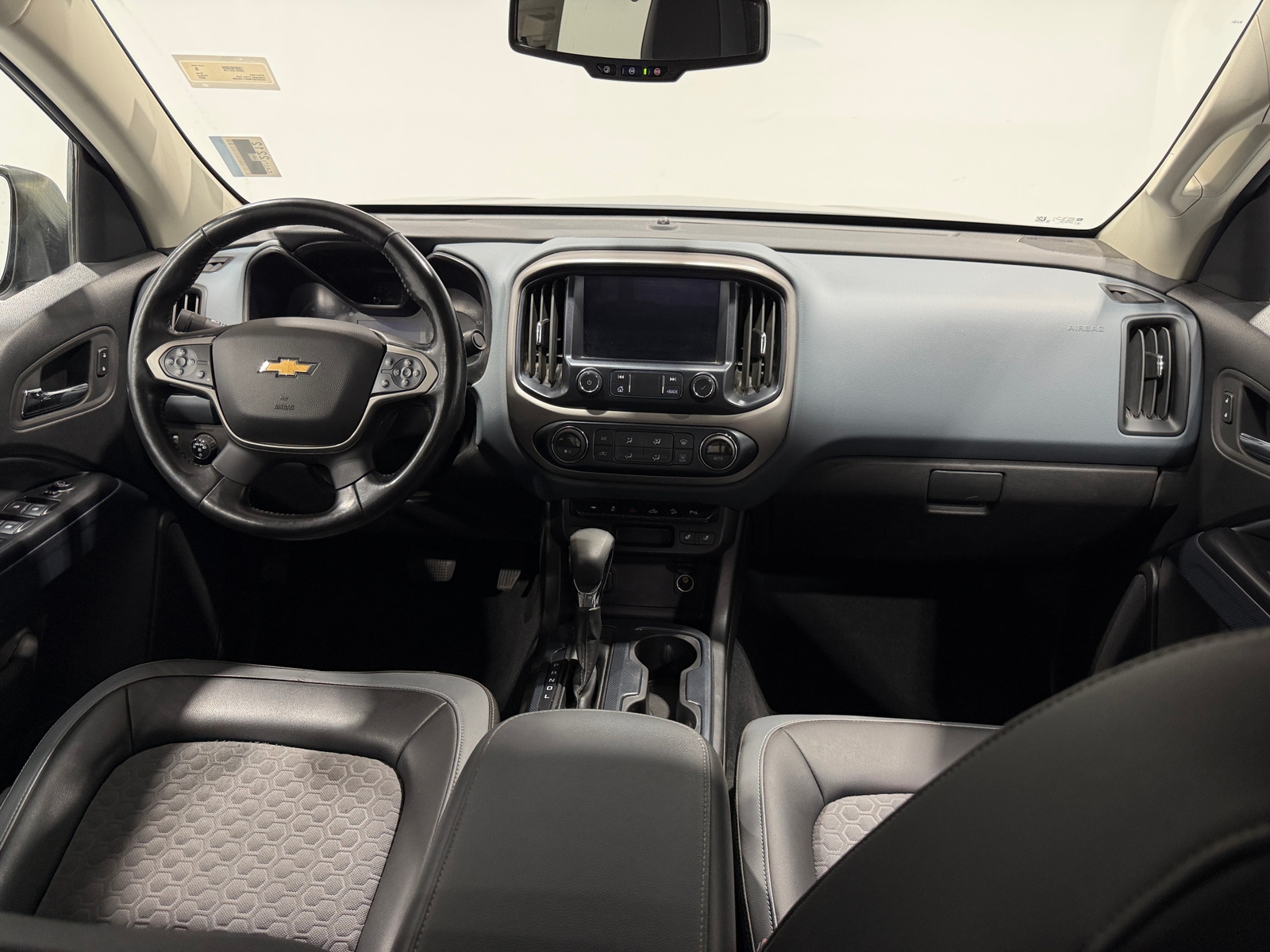 Thumbnail: 2022 Chevrolet Colorado - 2