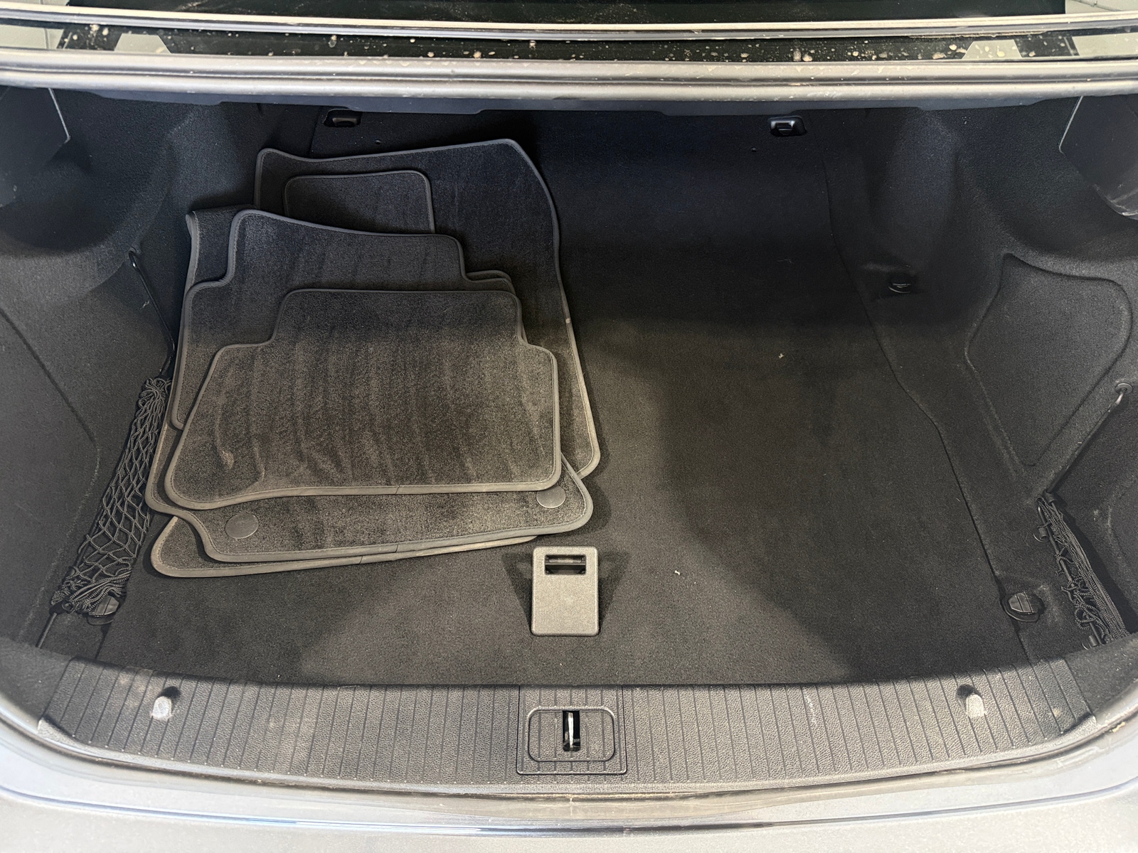 Thumbnail: 2014 Mercedes-Benz E-Class - 6