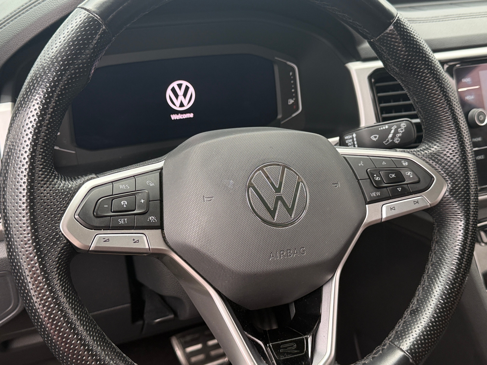 Thumbnail: 2021 Volkswagen Atlas - 4