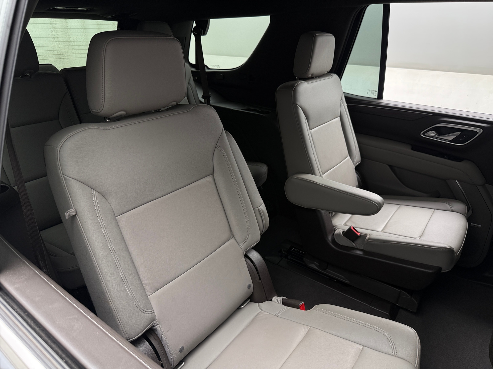 Thumbnail: 2021 Chevrolet Tahoe - 5