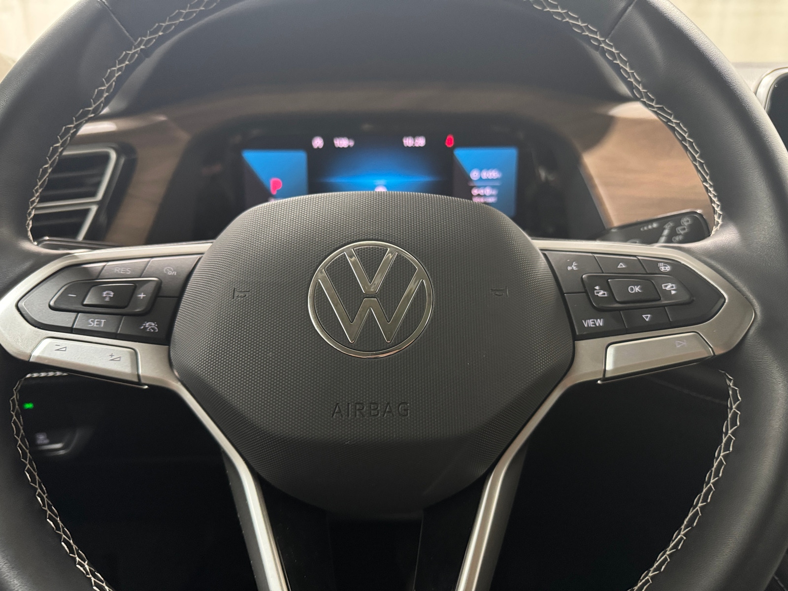 Thumbnail: 2026 Volkswagen Atlas - 4
