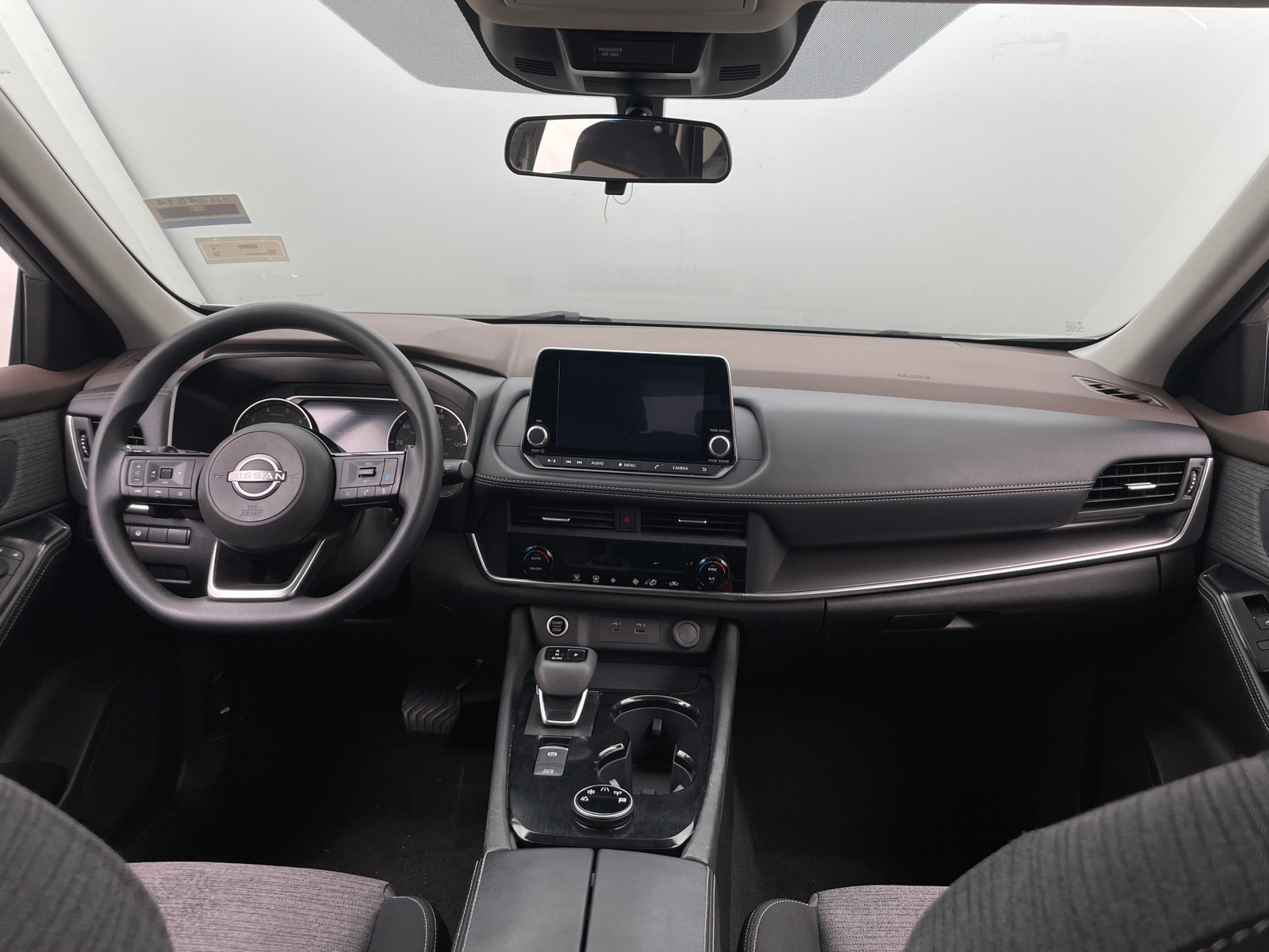 Thumbnail: 2023 Nissan Rogue - 3