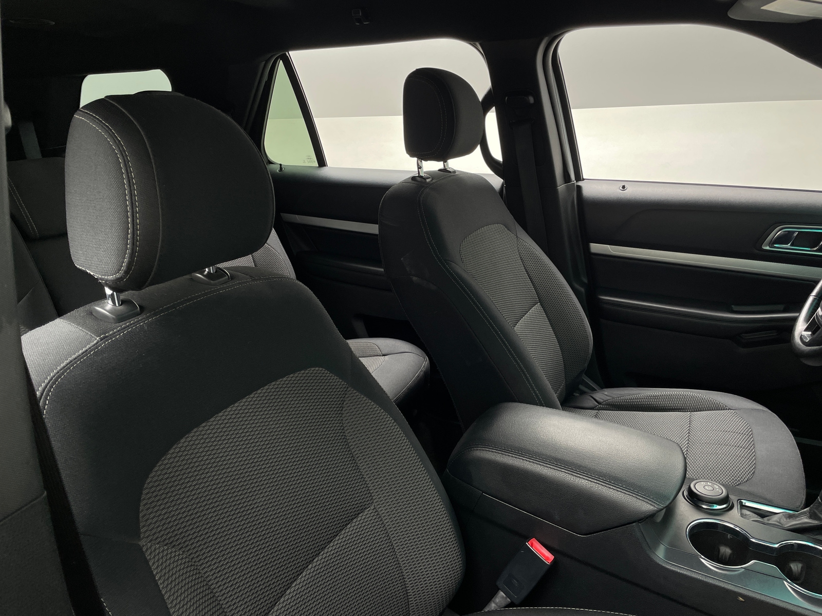 Thumbnail: 2016 Ford Explorer - 2