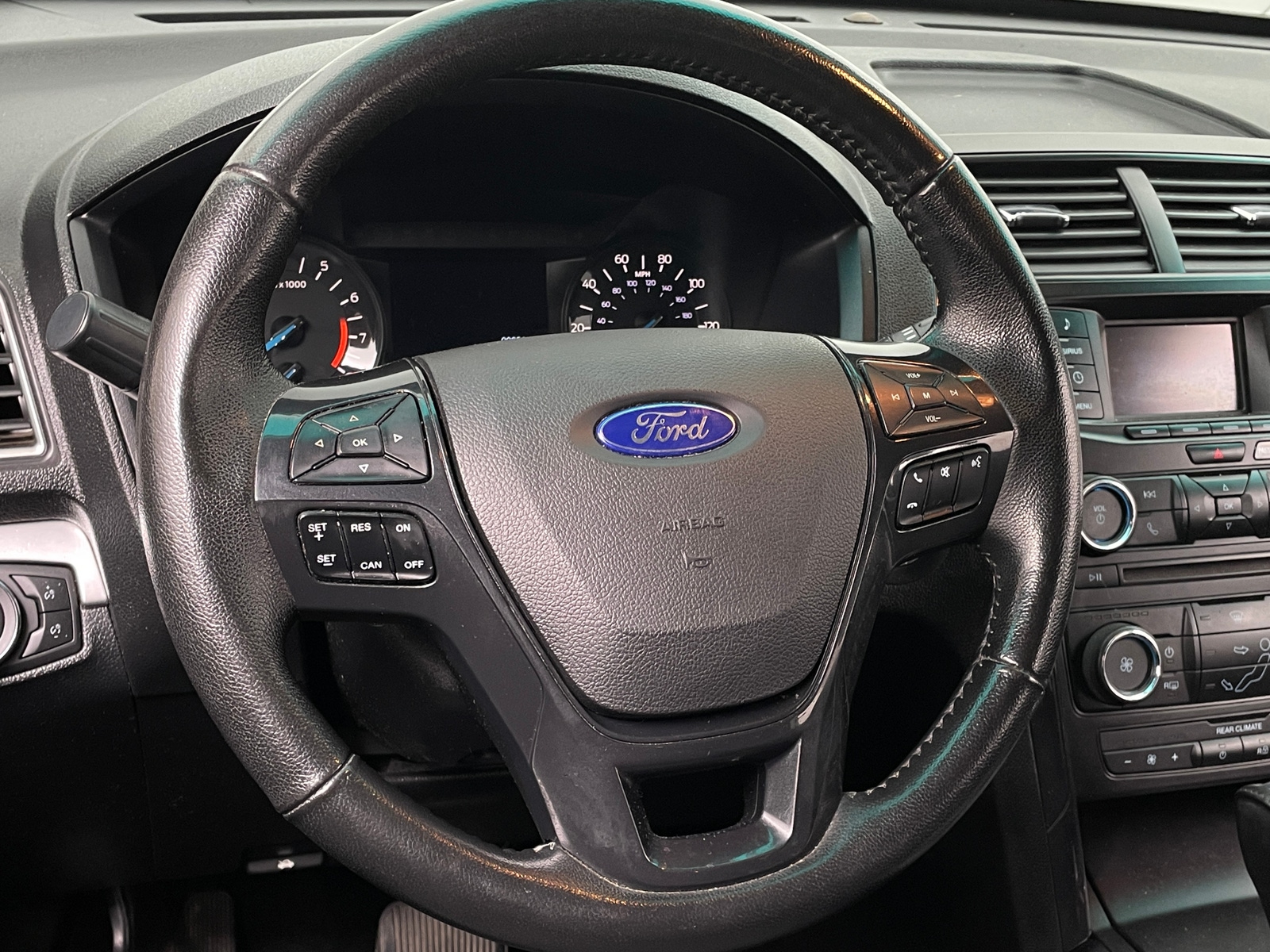 Thumbnail: 2016 Ford Explorer - 5