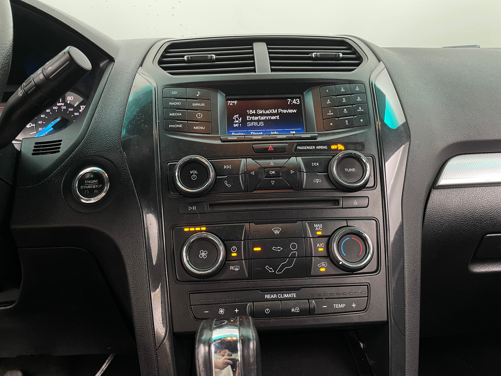 Thumbnail: 2016 Ford Explorer - 4