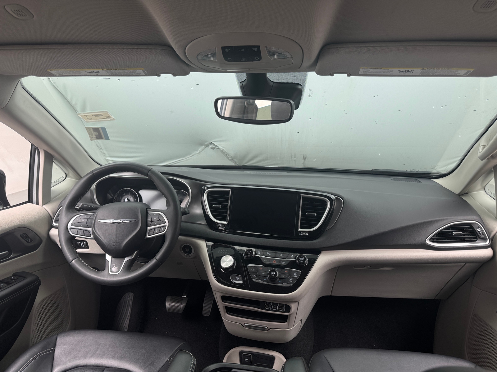 Thumbnail: 2024 Chrysler Pacifica - 2