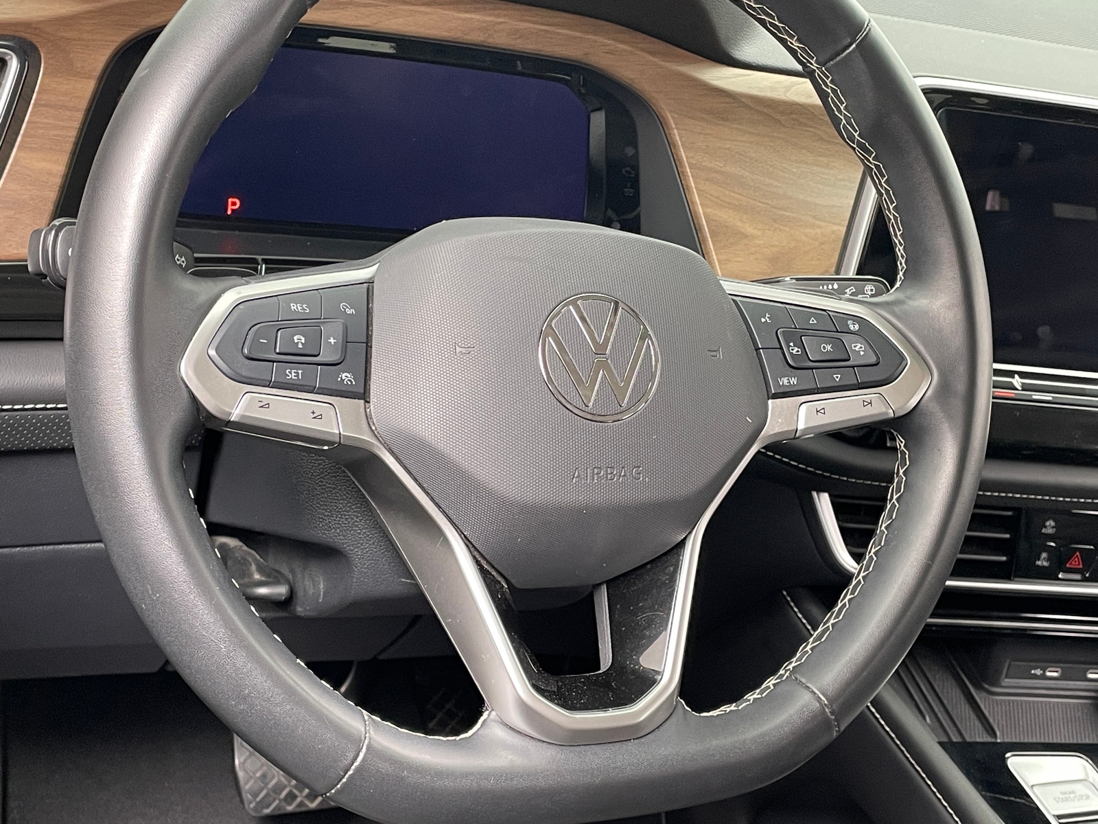 Thumbnail: 2025 Volkswagen Atlas - 4
