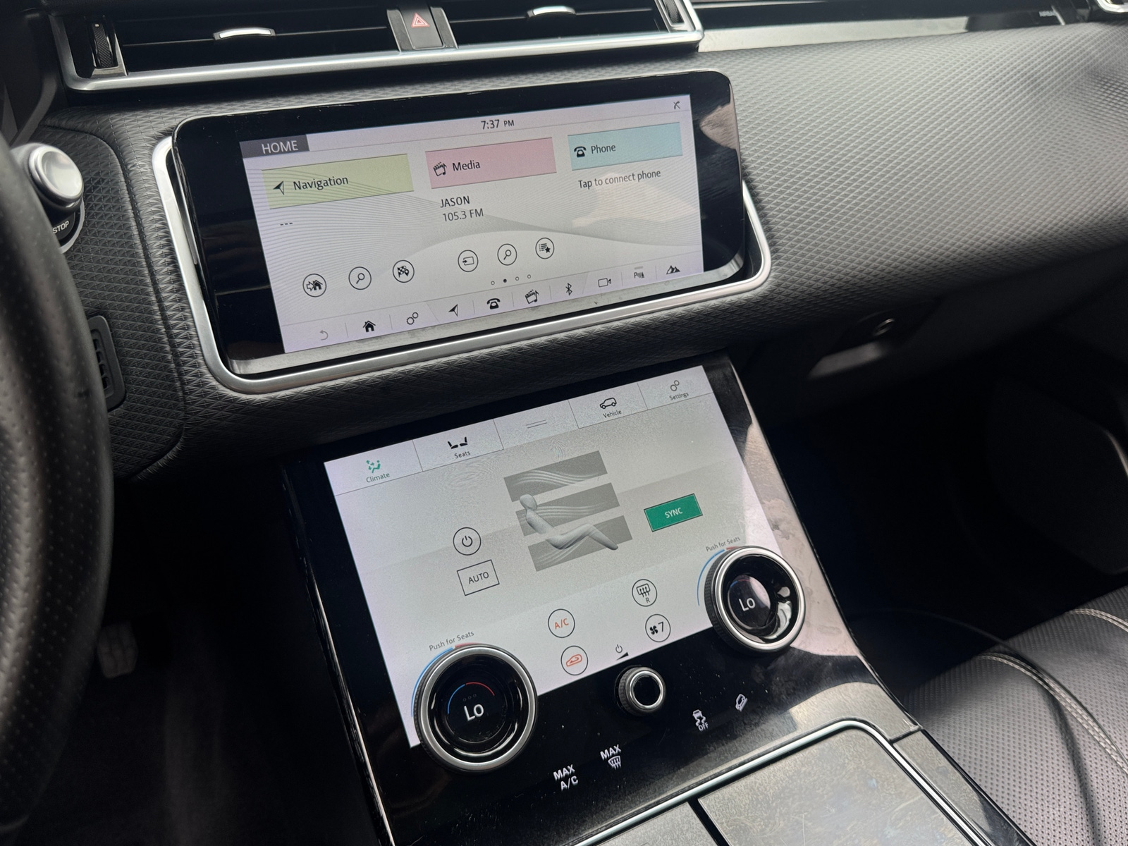 Thumbnail: 2020 Land Rover Range Rover Velar - 3