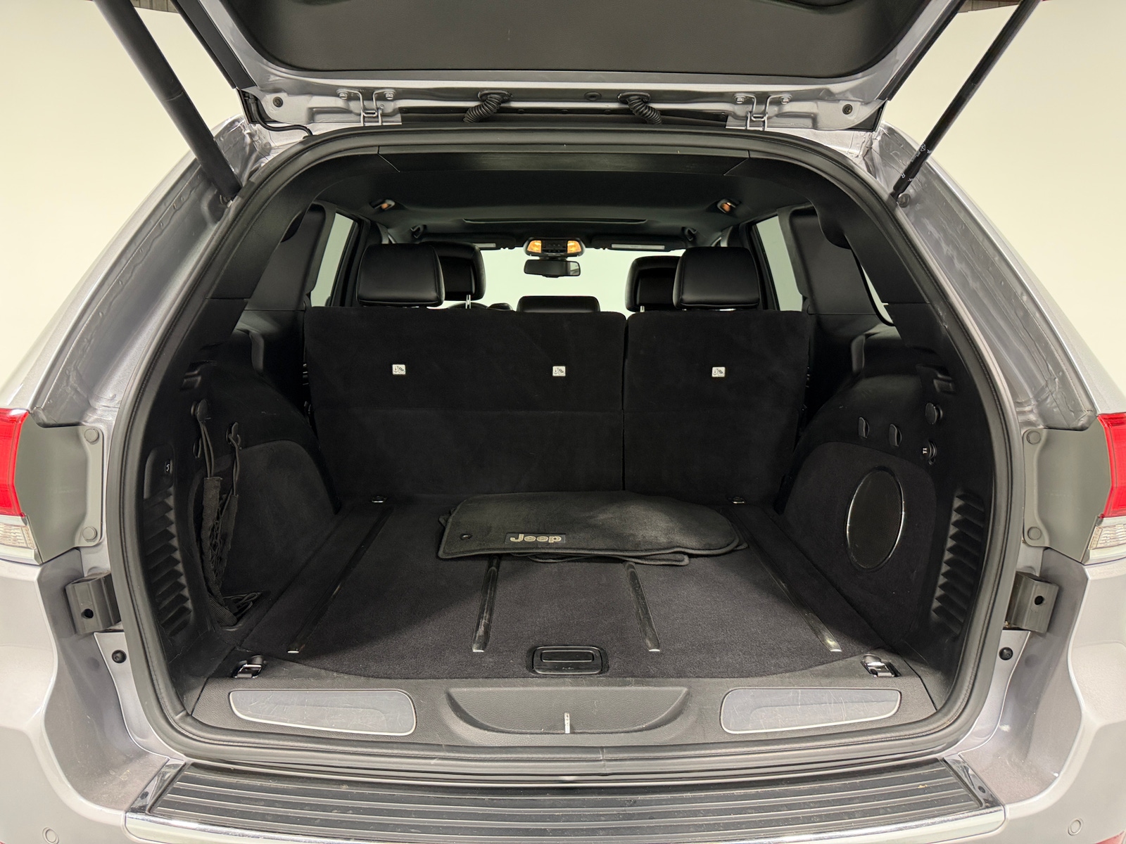 Thumbnail: 2014 Jeep Grand Cherokee - 6