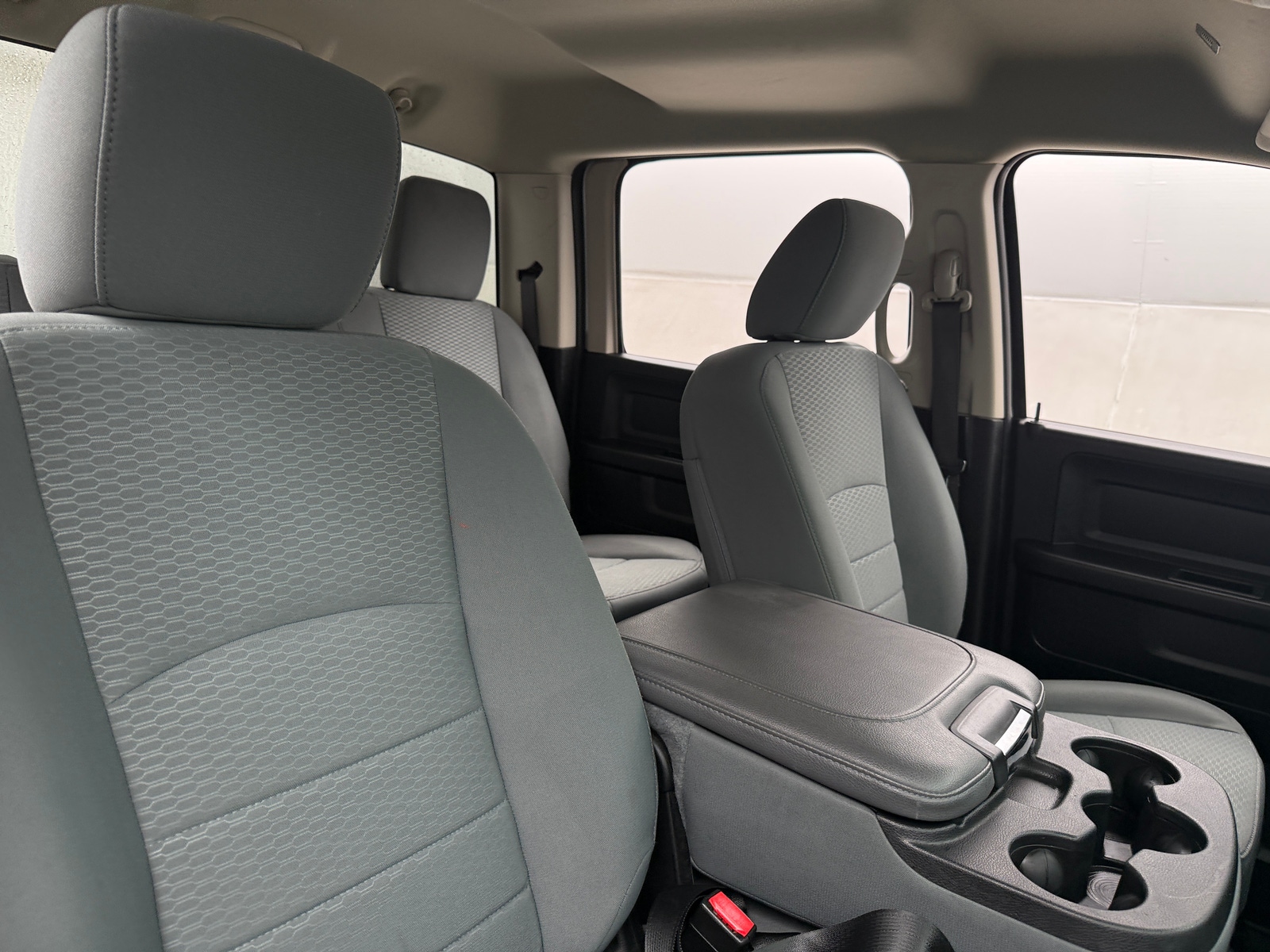 Thumbnail: 2019 RAM 1500 Classic - 2