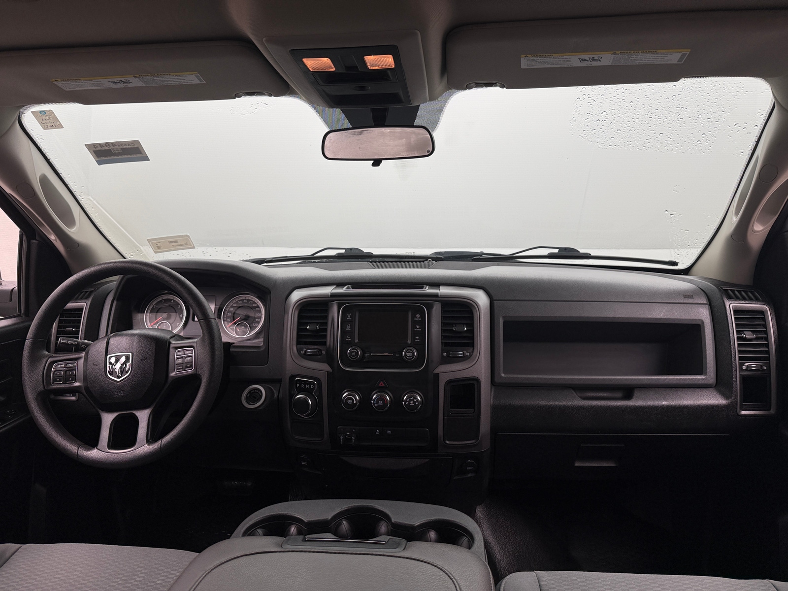 Thumbnail: 2019 RAM 1500 Classic - 3