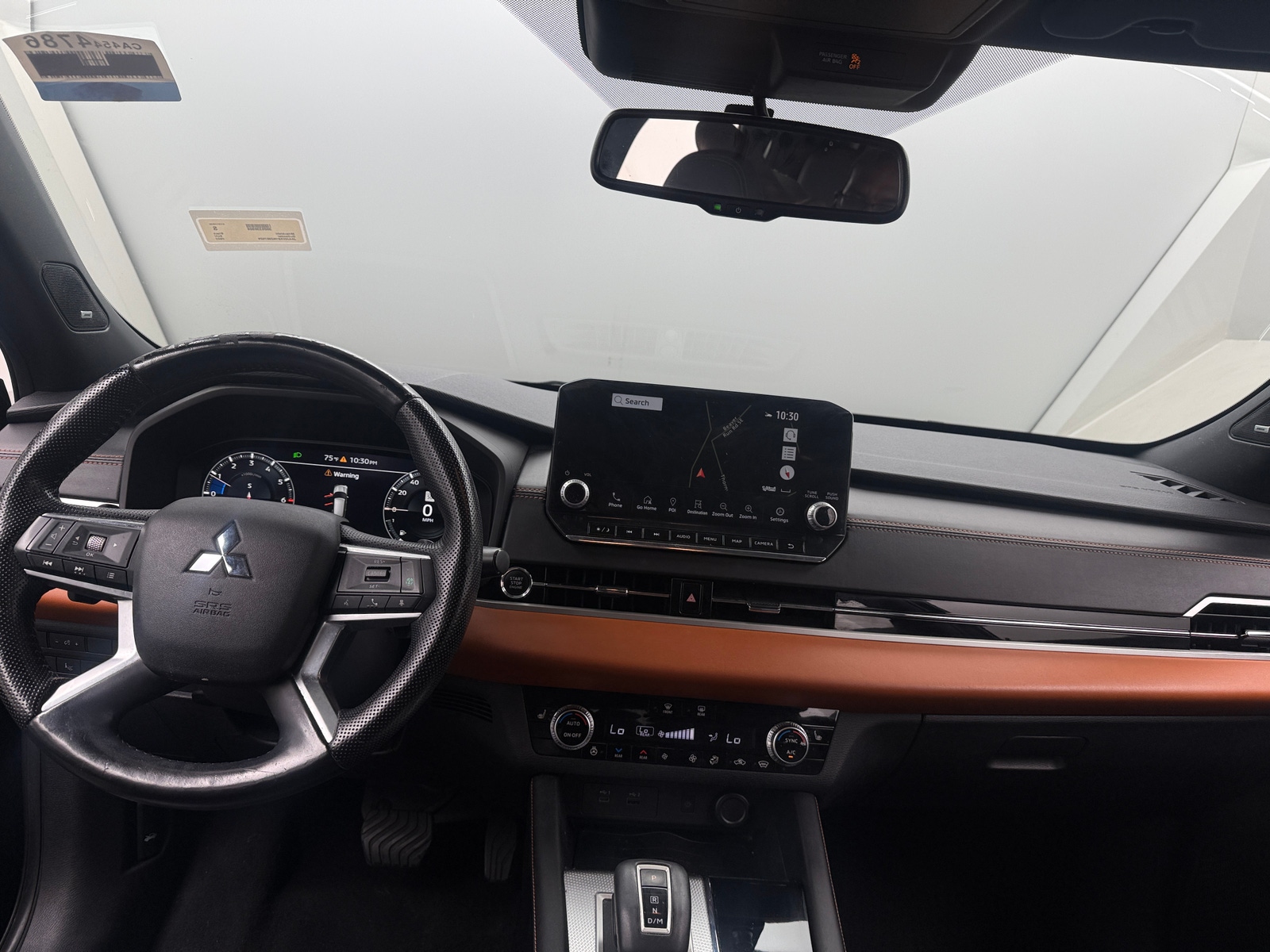 Thumbnail: 2022 Mitsubishi Outlander - 2