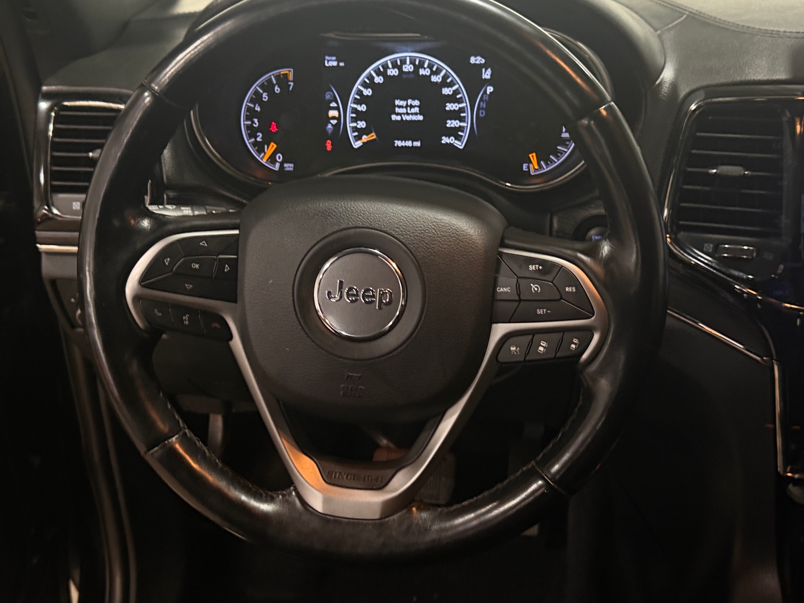 Thumbnail: 2020 Jeep Grand Cherokee - 4