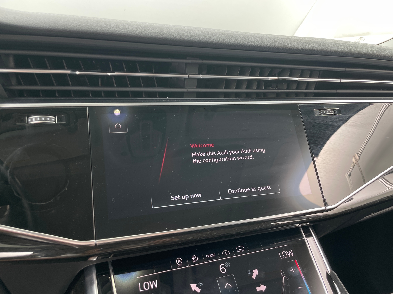 Thumbnail: 2023 Audi Q7 - 3