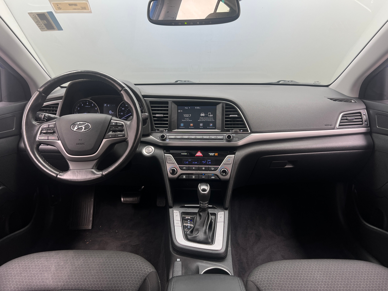 Thumbnail: 2017 Hyundai Elantra - 3