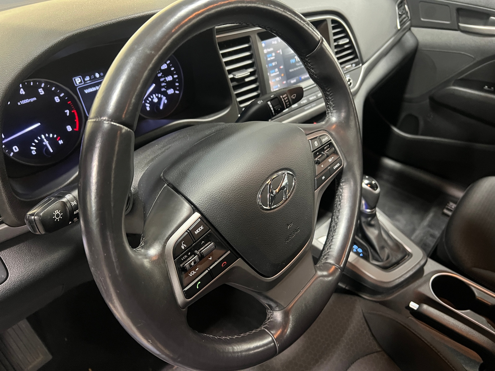 Thumbnail: 2017 Hyundai Elantra - 5