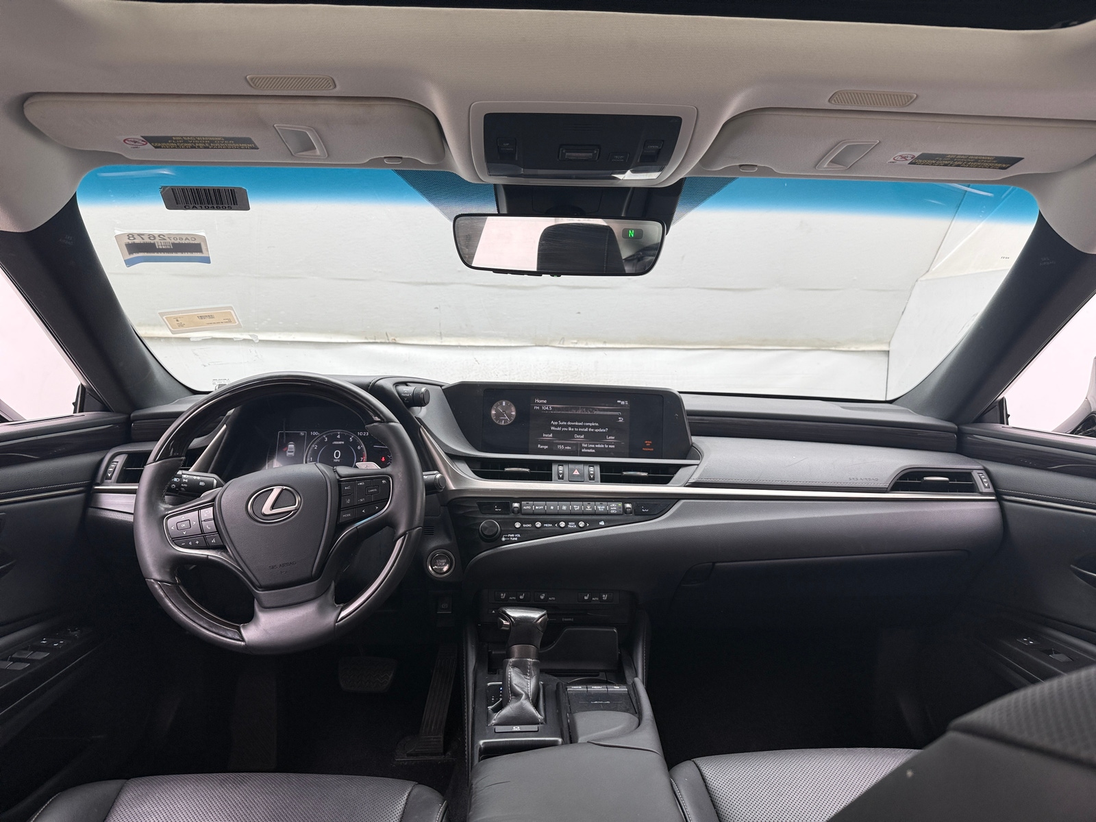 Thumbnail: 2019 Lexus ES - 3