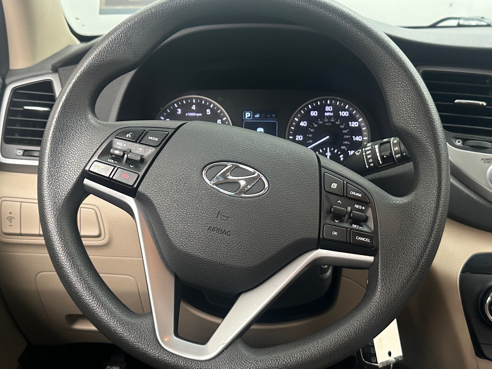 Thumbnail: 2016 Hyundai Tucson - 5