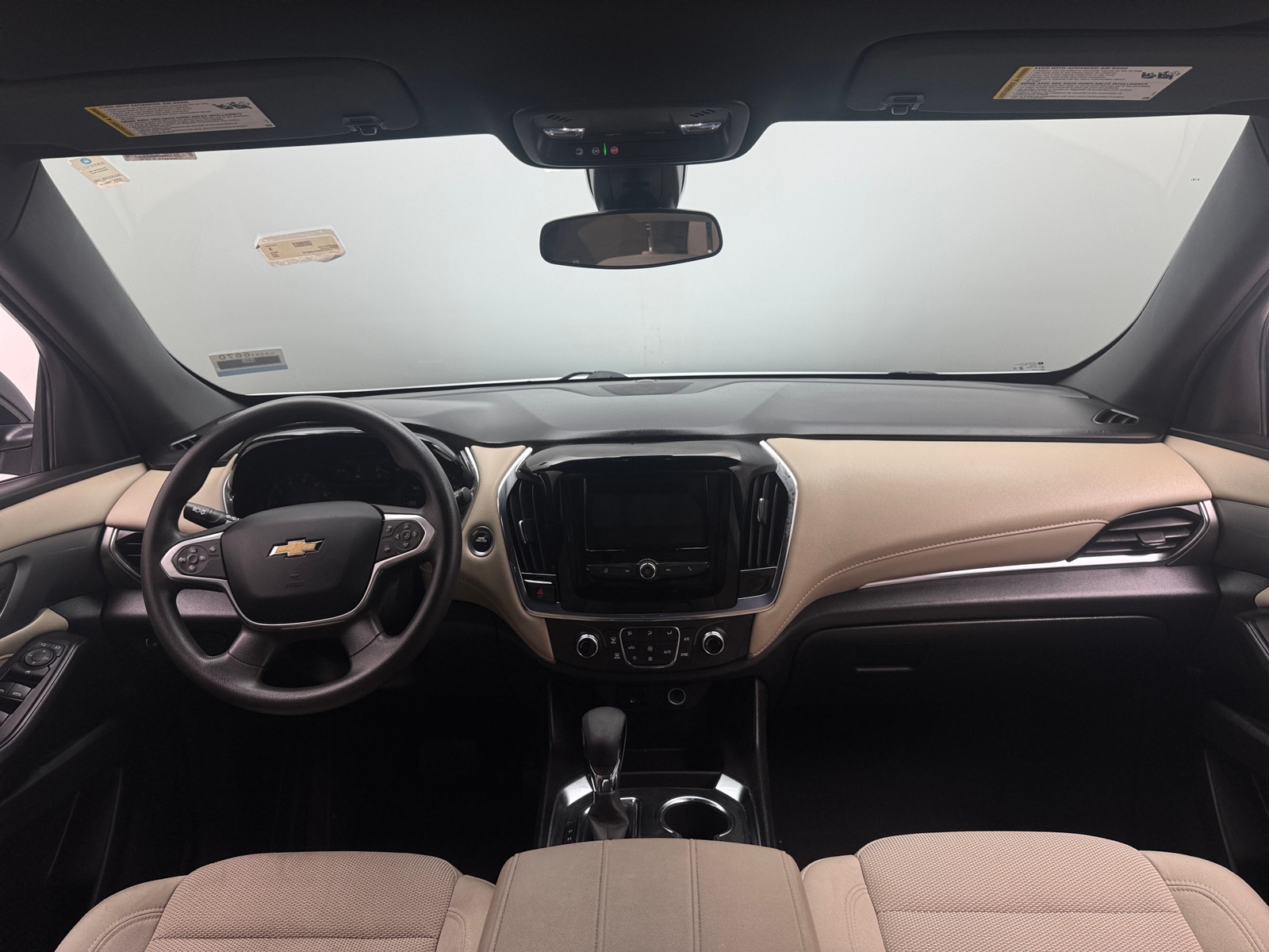 Thumbnail: 2023 Chevrolet Traverse - 3